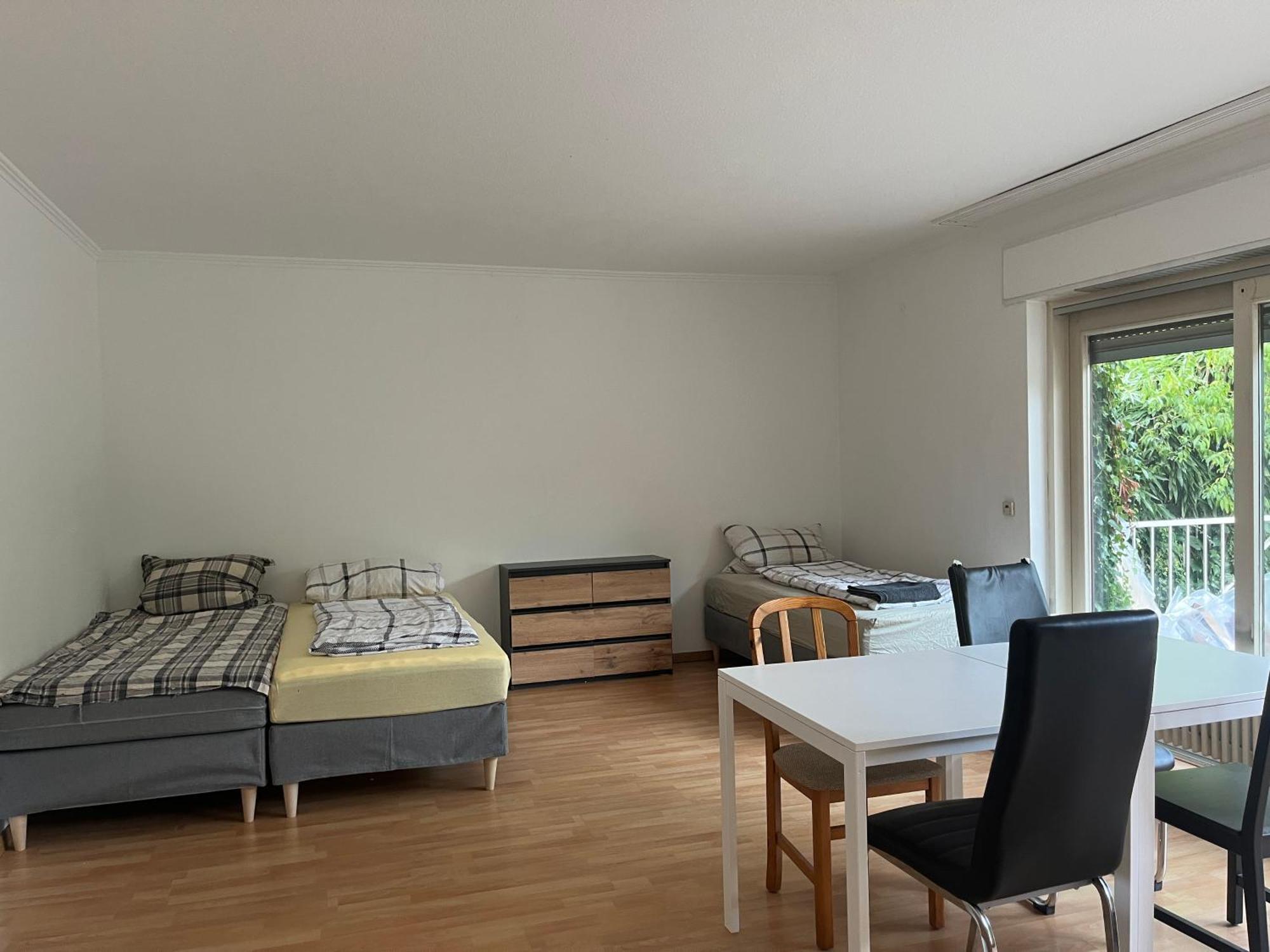 Monteurzimmer In Durlach! By Simplex Villa Karlsruhe Eksteriør billede